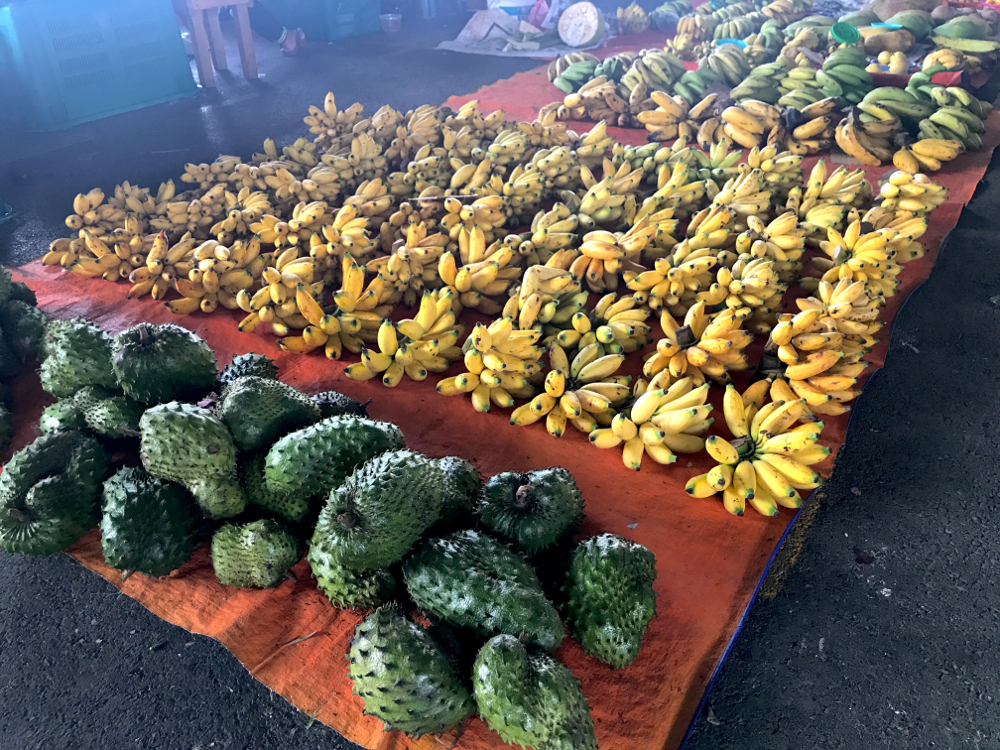 Soursop and bananas